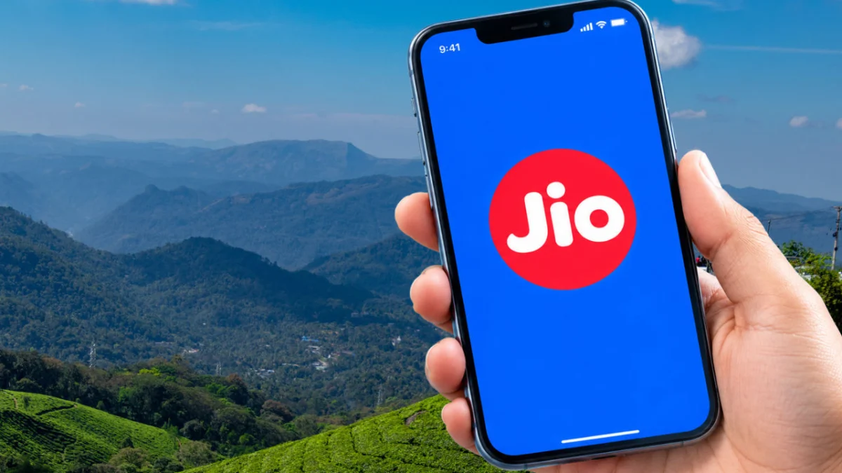 The Digital Renaissance: Decoding Reliance Jio’s 150Mbps Annual Broadband Strategy