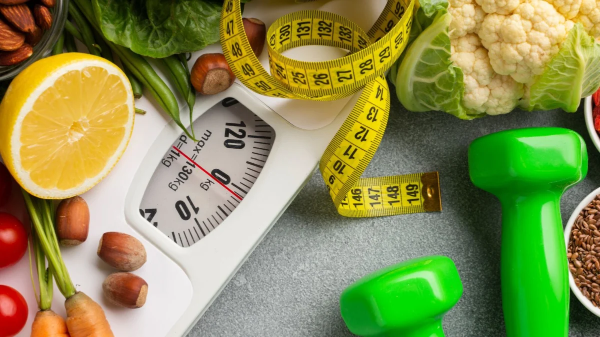 The Scale Paradox: Why Daily Weight Fluctuations Are Rarely About Fat Gain